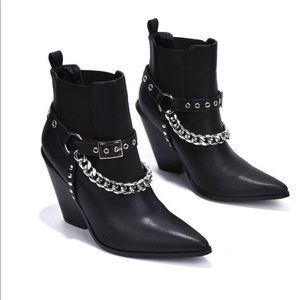 NWB Western Ankle Boots
